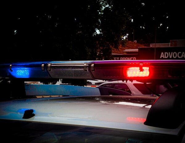 Mulher atropela cachorro de propósito e foge sem prestar socorro em Rondonópolis