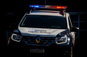 Mãe reage após ameaça e deixa filho de 15 anos ‘todo esfolado’ com cabo de vassoura em Rondonópolis