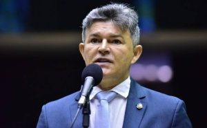 Medeiros propõe ampliar troca de dados entre órgãos de segurança e endurecer punições para crimes em fronteiras