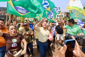 Cláudio vence debate ao apresentar propostas e desmentir ataques dos adversários