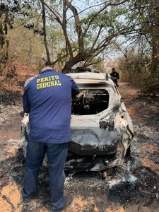 Membros de facção são presos após matarem pai e filho encontrados carbonizados em MT