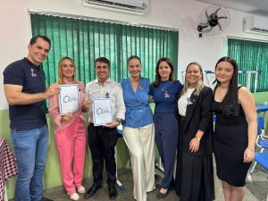 Kalynka Meirelles reforça inclusão com visitas a escolas e projetos para neurodivergentes