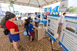 Ação do Sanear promove conscientização junto à população local
