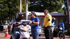 Desacelere: Rondonópolis realiza ação do Maio Amarelo na Praça Bom Jesus