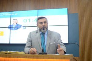 Câmara Municipal aprova projeto do Executivo que autoriza concessão de quiosques públicos