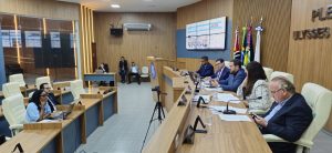 CEI da Santa Casa ouve diretora executiva Luciana Ignácio em nova oitiva na Câmara