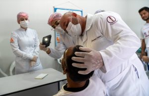 Centro Pop realiza ação de saúde bucal para pessoas em situação de rua