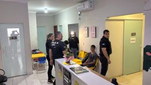 Líder de grupo criminoso, adolescente de Rondonópolis transmitiu live torturando e matando gato