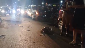 Engavetamento envolvendo 8 veículos por pouco não vira tragédia na BR-163; veja vídeo