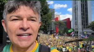 Na Paulista, Medeiros afirma que Bolsonaro representa esperança para o Brasil
