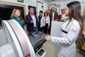 Cláudio Ferreira busca em Barretos referências para saúde local