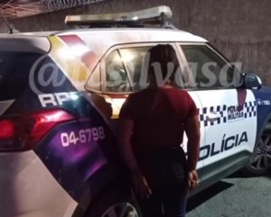Mulher esfaqueia marido agressor em Rondonópolis após ser brutalmente espancada; vídeo