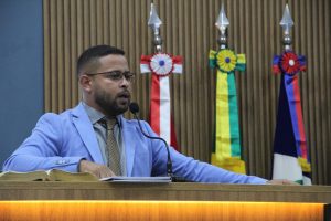 Professor Alikson Reis combate poluição sonora com lei que proíbe escapamentos barulhentos em Rondonópolis
