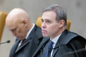 Mendonça poderá suspender ação no STF de suposta trama golpista
