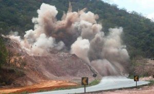 BR-364 será bloqueada para detonação de rocha em Rondonópolis nesta terça (22)