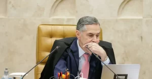 Filho de Barroso desiste de voltar aos EUA após suspensão de vistos pelo governo Trump