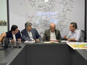 Medeiros articula reunião de Pivetta com prefeitos para tratar de demandas municipais