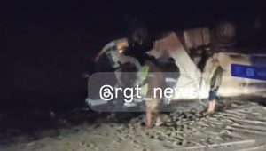 Motorista morre após caminhão com adubo capotar na BR-364 rumo a Rondonópolis; vídeo