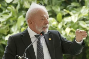 Lula diz que anistia corre o “risco” de ser aprovada no Congresso