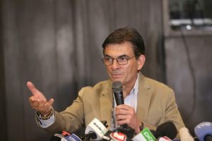 Presidente eleito da Bolívia diz que “ideologia não dá de comer”