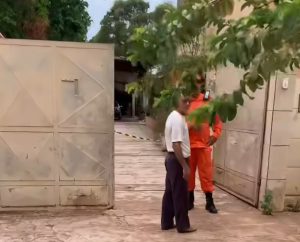Jovem é assassinado por dupla com diversos tiros dentro de residência em MT; vídeo