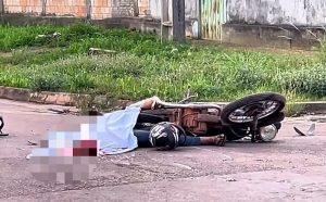 Motociclista morre após ser brutalmente atropelado por caminhão em MT; vídeo forte