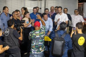 Prefeito Cláudio autoriza começo de obras para levar energia elétrica ao Altamirando 2