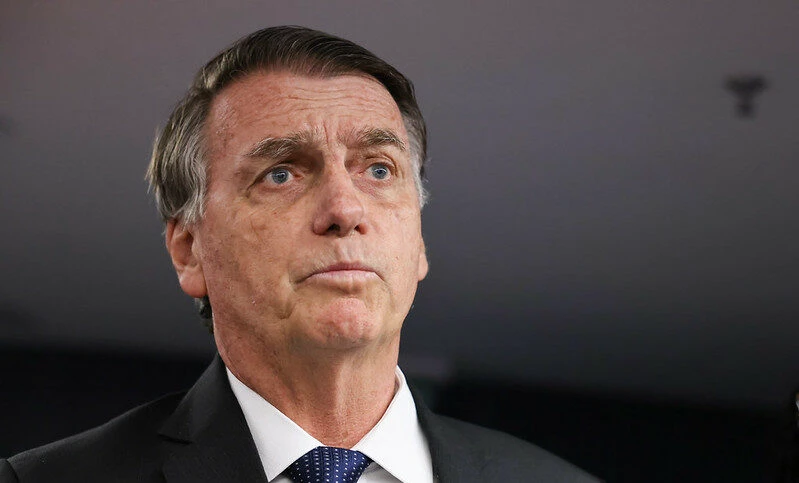 STF: Defesa pede a Moraes “tratamento elétrico” a Bolsonaro