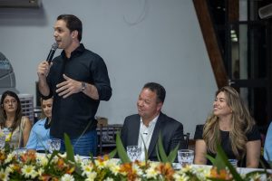 Educação Infantil em foco: secretário Carlos Júnior destaca valorização dos profissionais e avanços na rede municipal