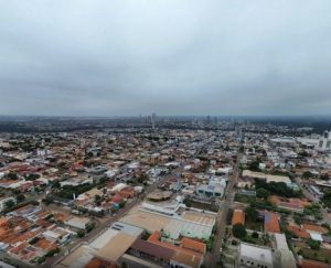 Rondonópolis sob risco de chuvas intensas e ventos de até 60 km/h nas próximas horas, alerta INMET