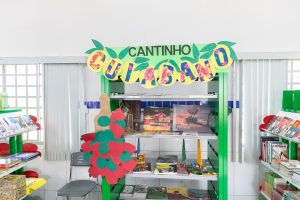 Escola de Cuiabá oferece aulas de judô, materiais de inclusão e ampla biblioteca