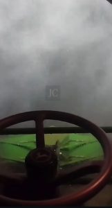 Trabalhador rural faz filmagem do momento que temporal aterrorizador atinge cidade do PR