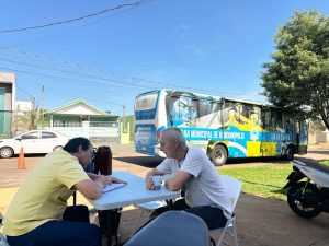 Câmara atende moradores da Vila Adriana e registra demandas