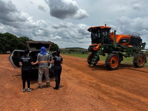 Homem acusado de estuprar a própria filha adolescente é preso trabalhando em fazenda