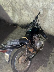 ‘Amostradinho’ de 15 anos atropela brutalmente criança enquanto fugia na contramão em Rondonópolis