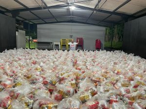 Jogo do Bem transforma futebol em solidariedade e arrecada 9 toneladas de alimentos em Rondonópolis; fotos