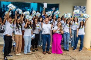 Alessandra Ferreira lança ‘Primeiro Trampo’ e Município passa a empregar 21 alunos do IFMT