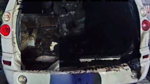 Homem fica perturbado após ser rejeitado e incendeia veículo de viúva em Rondonópolis; veja imagens