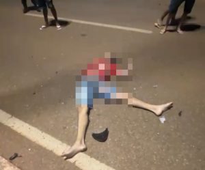 Jovem morre após colidir brutalmente contra poste na Avenida dos Estudantes; vídeos fortes