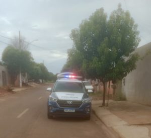 Homem tenta matar esposa com golpe de tesoura na barriga e acaba preso em Rondonópolis