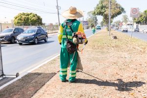 Cuiabá abre processo seletivo simplificado para profissionais da limpeza urbana
