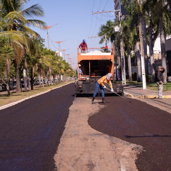 Pavimento revitalizado, iluminação funcionando e pontos críticos recuperados marcam primeiro ano de gestão Cláudio