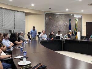 Prefeito faz balanço do primeiro ano e apresenta avanços em encontro com a imprensa de Rondonópolis