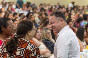 RGA 2026: Cláudio envia para Câmara projeto que concede ganho real e reajusta salário dos servidores em 4,5%