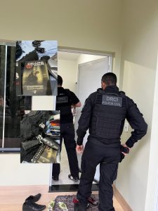 Jovem neonazista que incitava e planejava atentados contra escolas e moradores de rua é preso em MT; vídeo