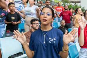 Fé, caravanas e participação regional movimentam a economia durante o Carnaval