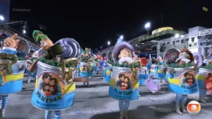 Escola que homenageia Lula tem evangélicos em lata de conserva