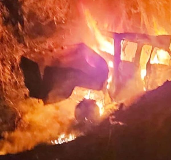 Casal morre carbonizado após colidir Amarok em MT; vídeo