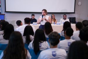 Alessandra Ferreira comemora lançamento da 2ª etapa do Meu Primeiro Trampo