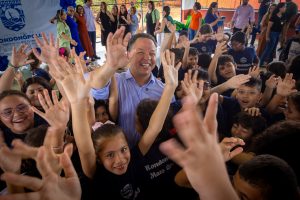 Sob gestão Cláudio, Rondonópolis conquista Selo Ouro por avanço nacional em alfabetização